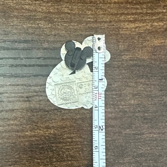 Disney Letter Pin - Picture 3 of 4